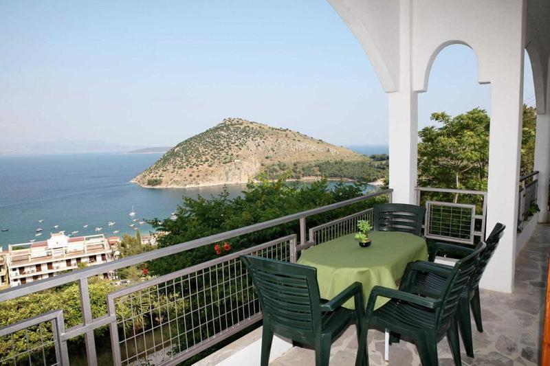 Daphne Bungalows Toló Kültér fotó
